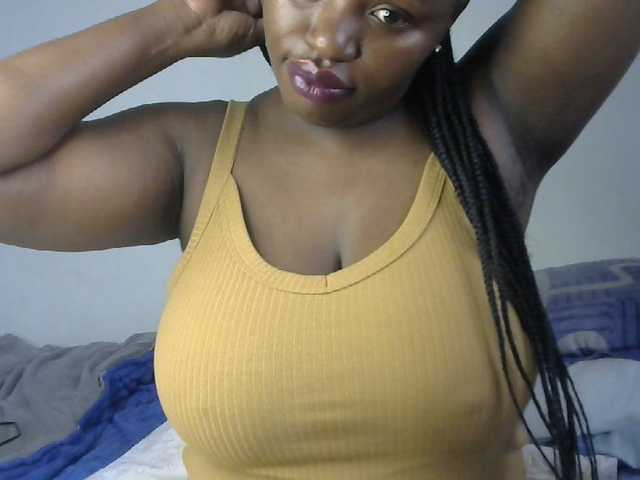 sexyhazel's BongaCams show and profile