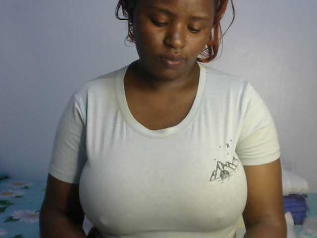 sexyhazel live cam on BongaCams