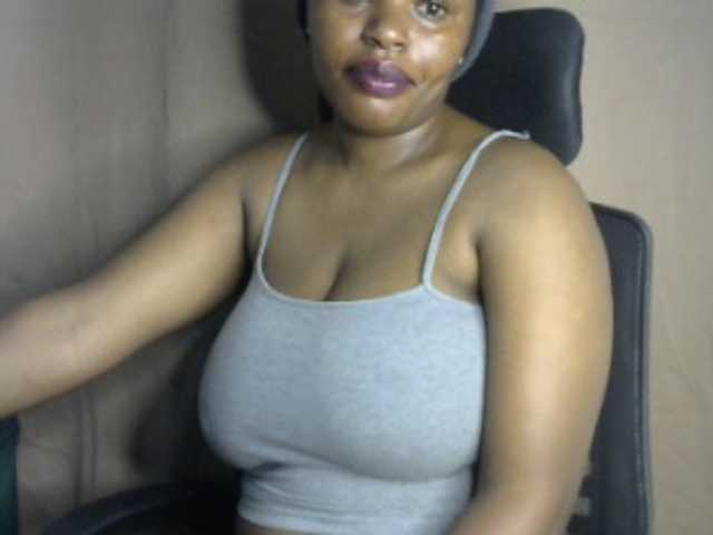 sexyhazel live cam on BongaCams
