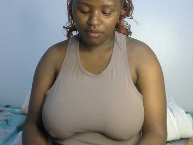 sexyhazel webcam bongacams model stream image