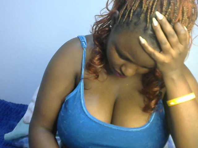 sexyhazel live cam on BongaCams