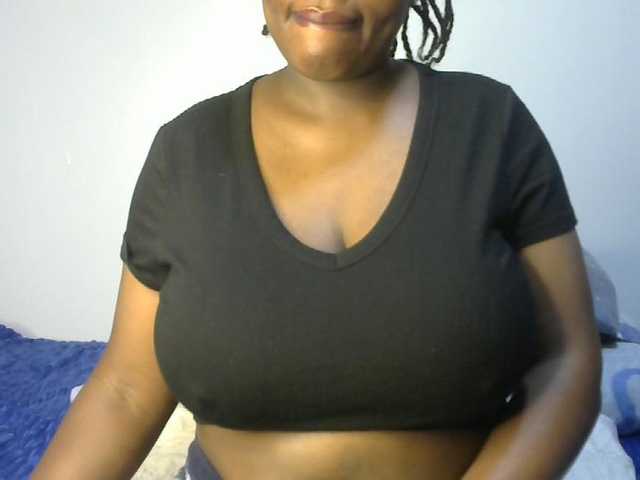 sexyhazel live cam on BongaCams