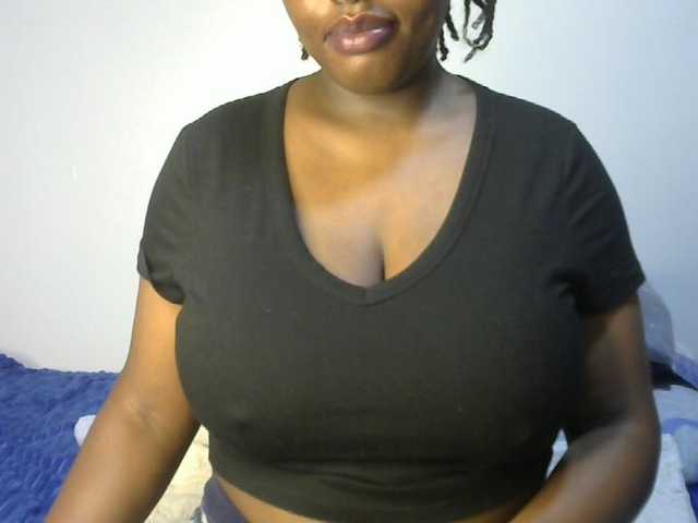 sexyhazel live cam on BongaCams