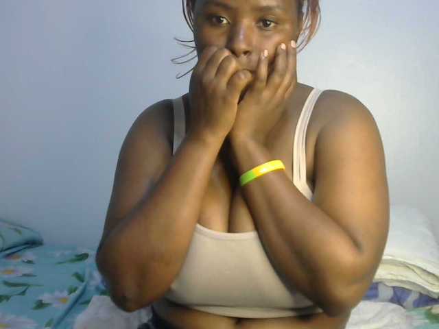 sexyhazel live cam on BongaCams