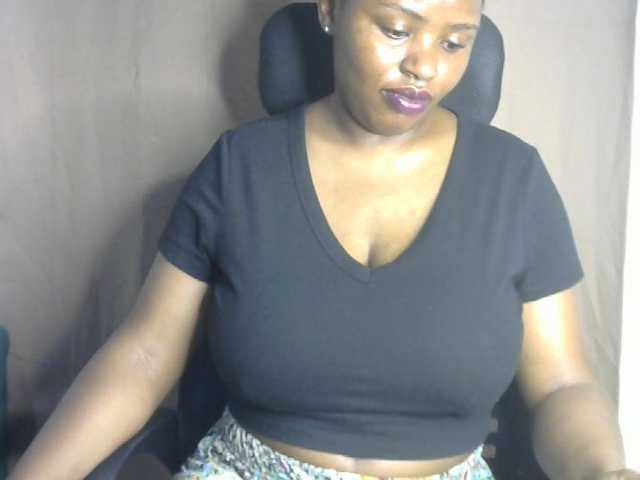 sexyhazel live cam on BongaCams