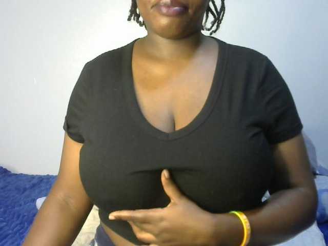 sexyhazel live cam on BongaCams