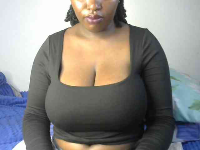 Model: Sexyhazel