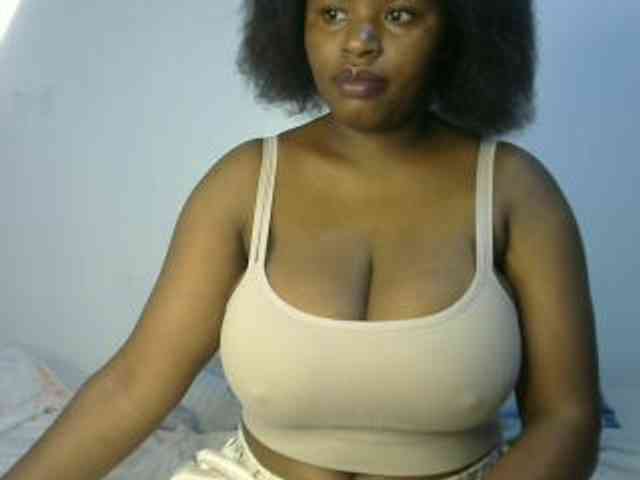 sexyhazel Live Webcam on BongaCams