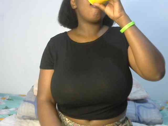 Model: Sexyhazel