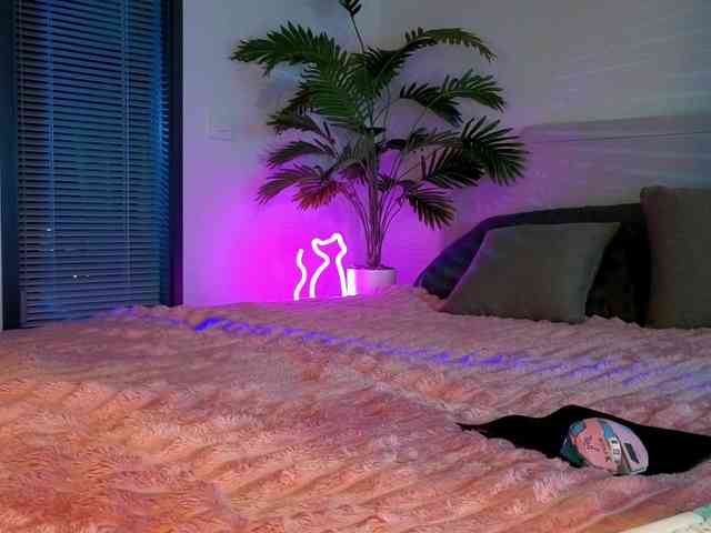 inchcaser Live Webcam on BongaCams