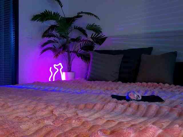 inchcaser Live Webcam on BongaCams