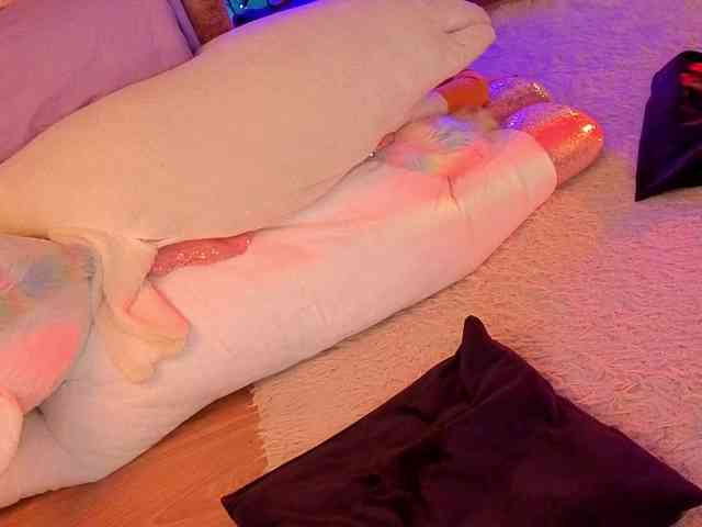 inchcaser Live Webcam on BongaCams