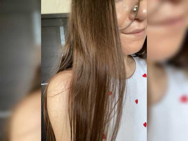 sweet-kiss22 live cam on BongaCams