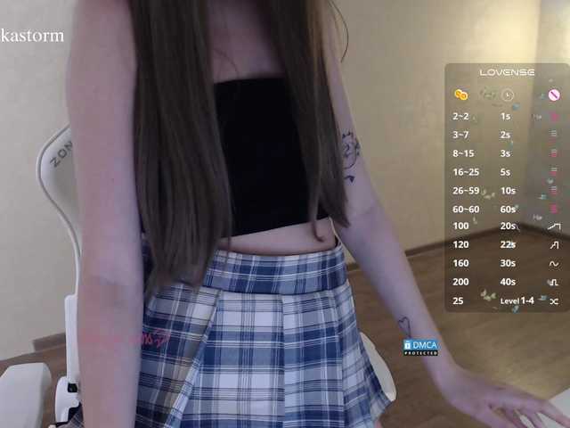 Evo4kaStorm live cam on BongaCams