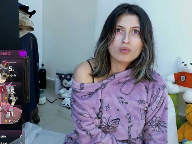 Camila05torres live cam on BongaCams