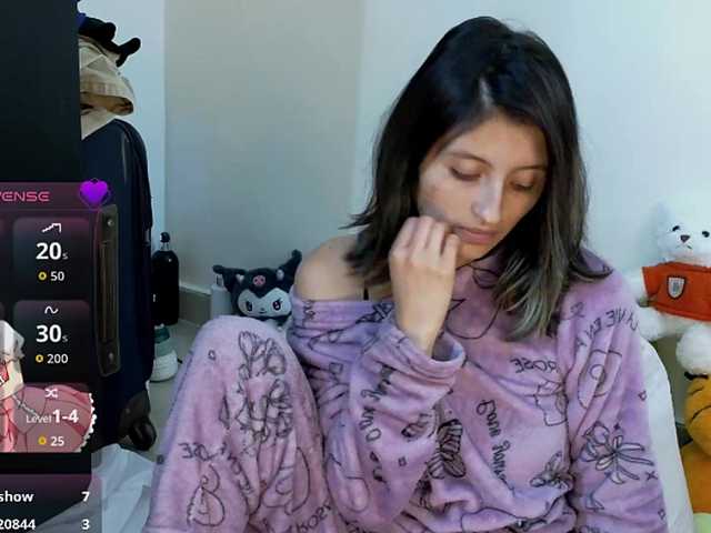 Camila05torres live cam on BongaCams