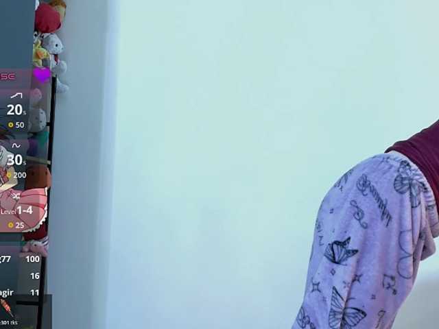 Camila05torres live cam on BongaCams