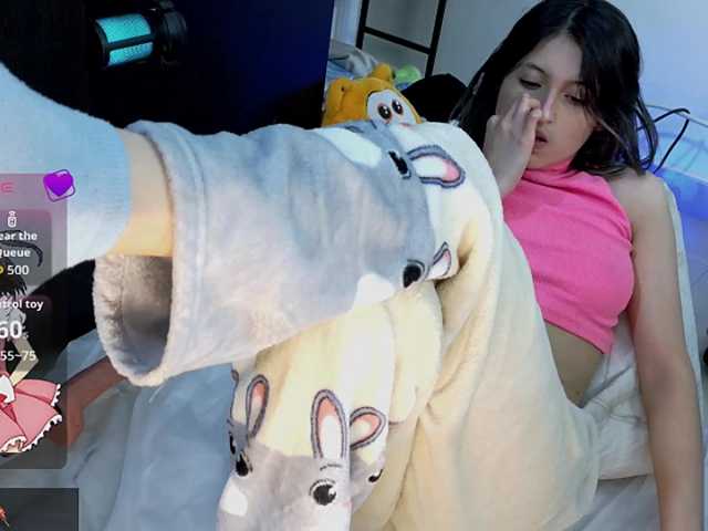 Camila05torres live cam on BongaCams