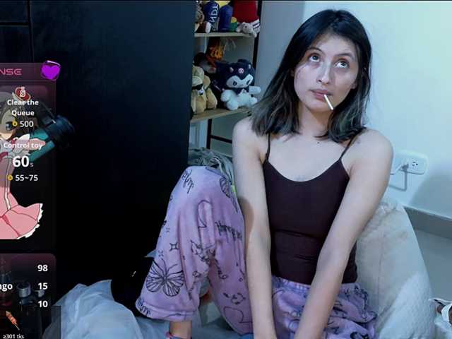 Camila05torres live cam on BongaCams