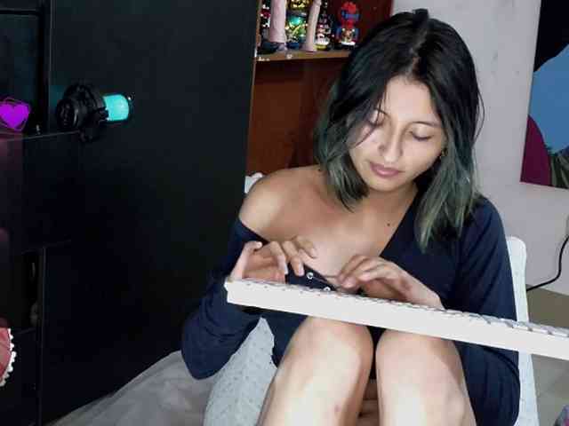 Camila05torres webcam
