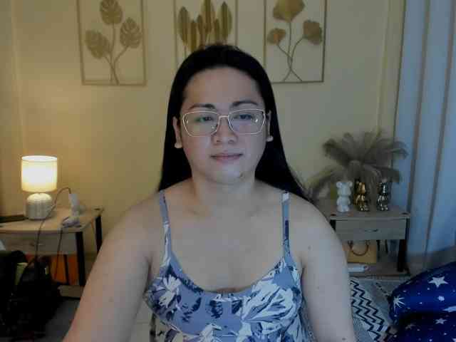 LevyMcGarden Live Webcam on BongaCams