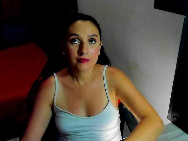 pantheisa Live Webcam on BongaCams