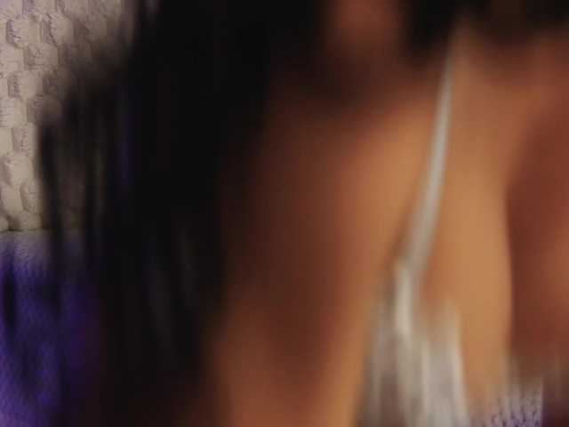 OnlyXandra7 live webcam show