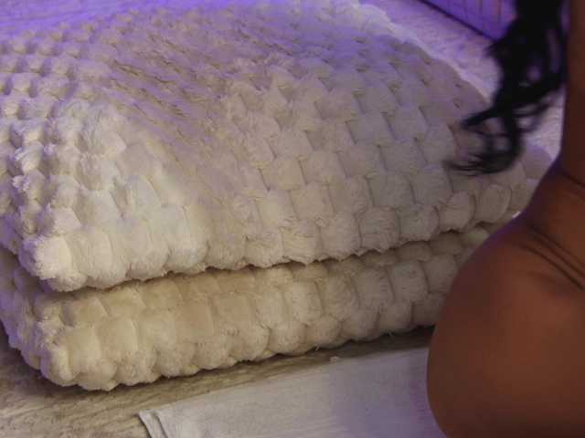 OnlyXandra7 live webcam show