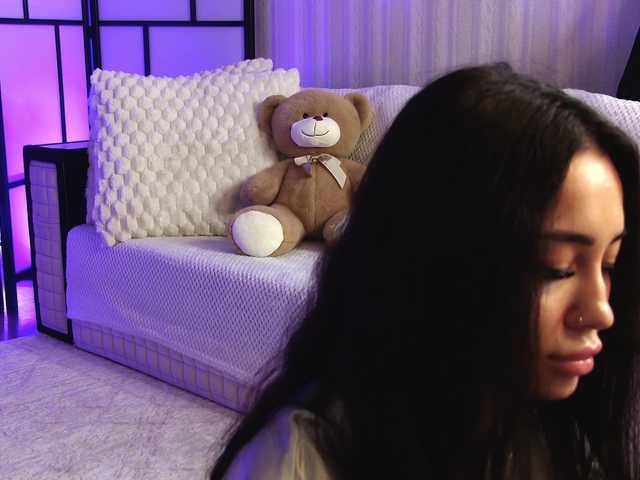 OnlyXandra7 — live female cam