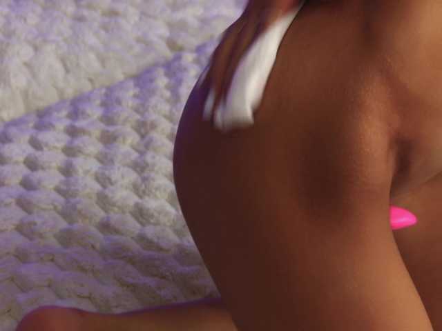 OnlyXandra7 live cam on BongaCams