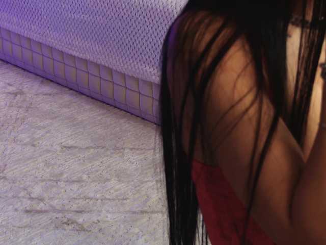 OnlyXandra7 live webcam show