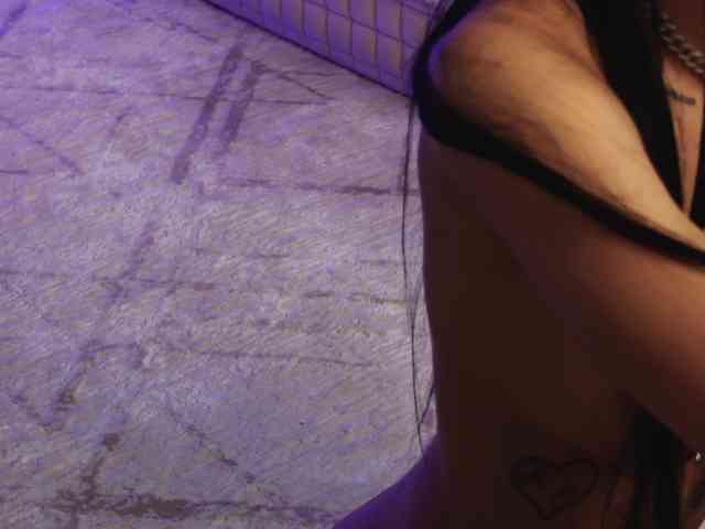 OnlyXandra7 webcam