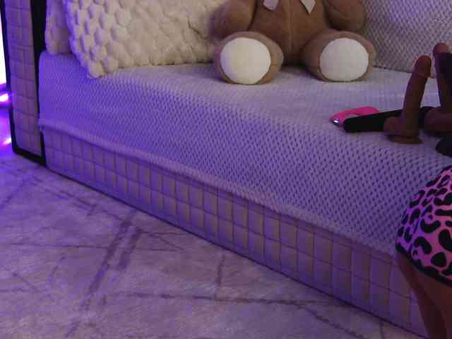 OnlyXandra7 webcam