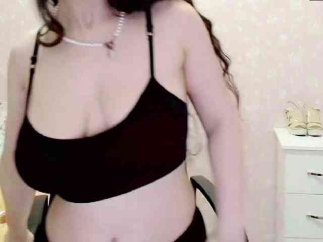 SexyLucitta webcam