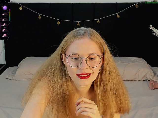 CatmintLush live webcam show