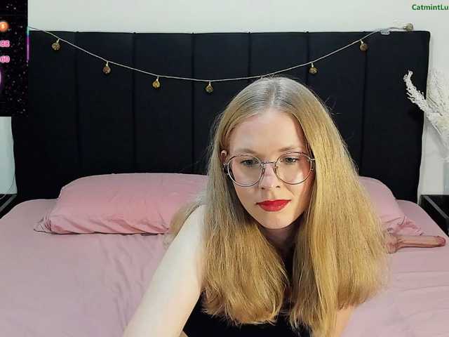 CatmintLush live cam on UnifiedCams