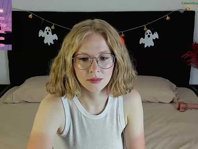CatmintLush, live now on BongaCams