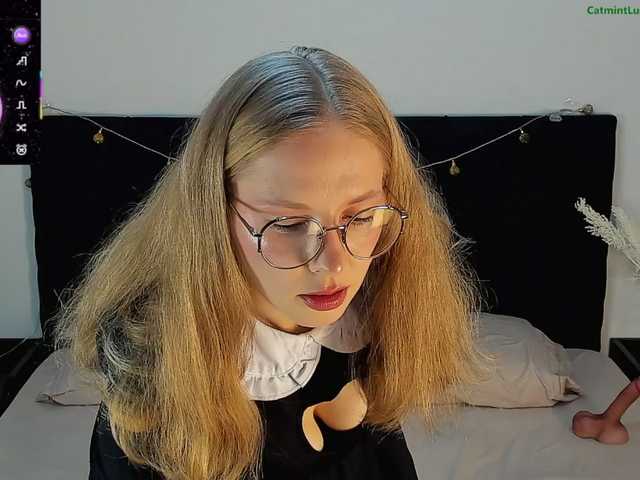 CatmintLush live webcam show