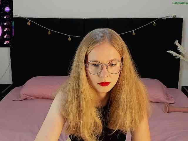 CatmintLush webcam