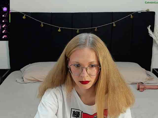 CatmintLush webcam