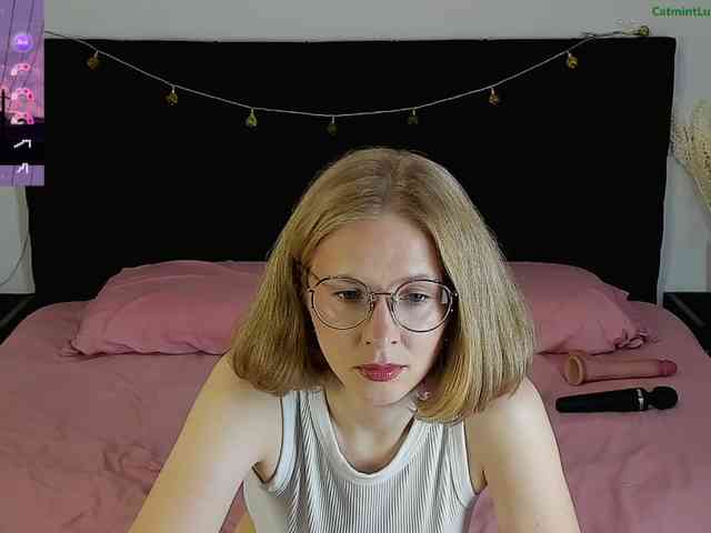 CatmintLush webcam