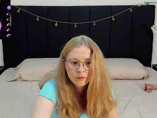 CatmintLush webcam