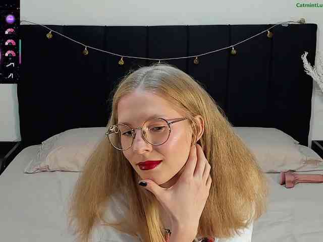 CatmintLush webcam