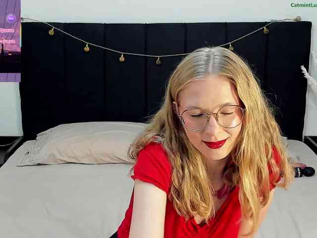 CatmintLush webcam