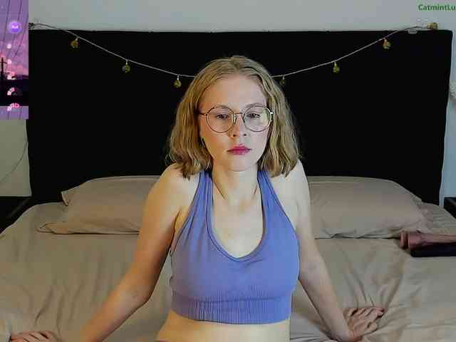 CatmintLush webcam