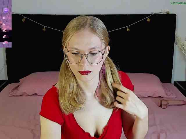 CatmintLush webcam