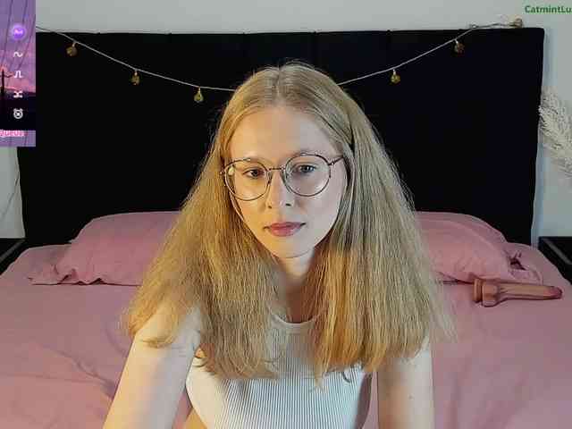 CatmintLush webcam