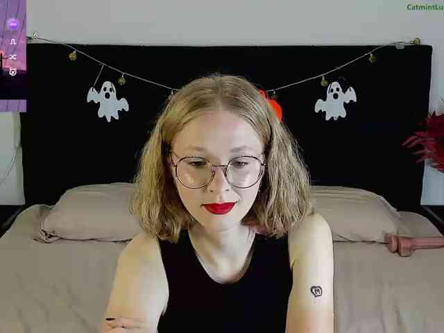 CatmintLush webcam
