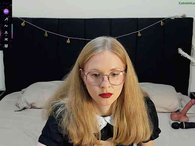 CatmintLush webcam