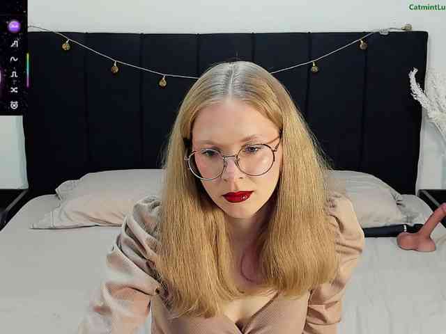 CatmintLush webcam